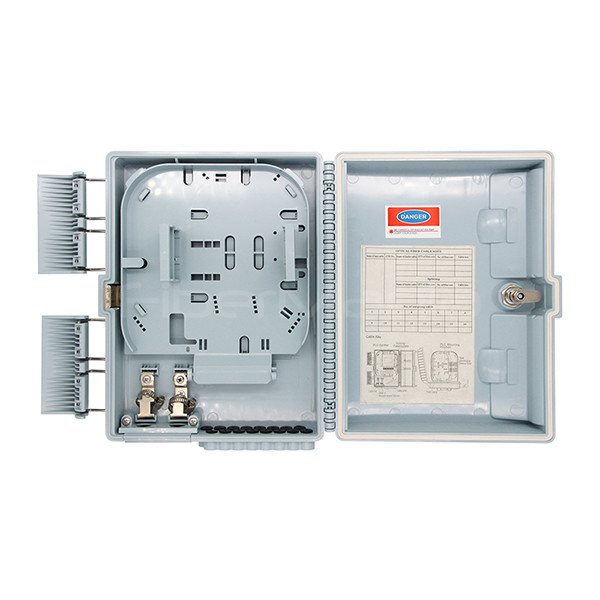 Indoor / Outdoor Fiber Optic Termination Box Plastic Housing 16 Ports SC Simplex Type
